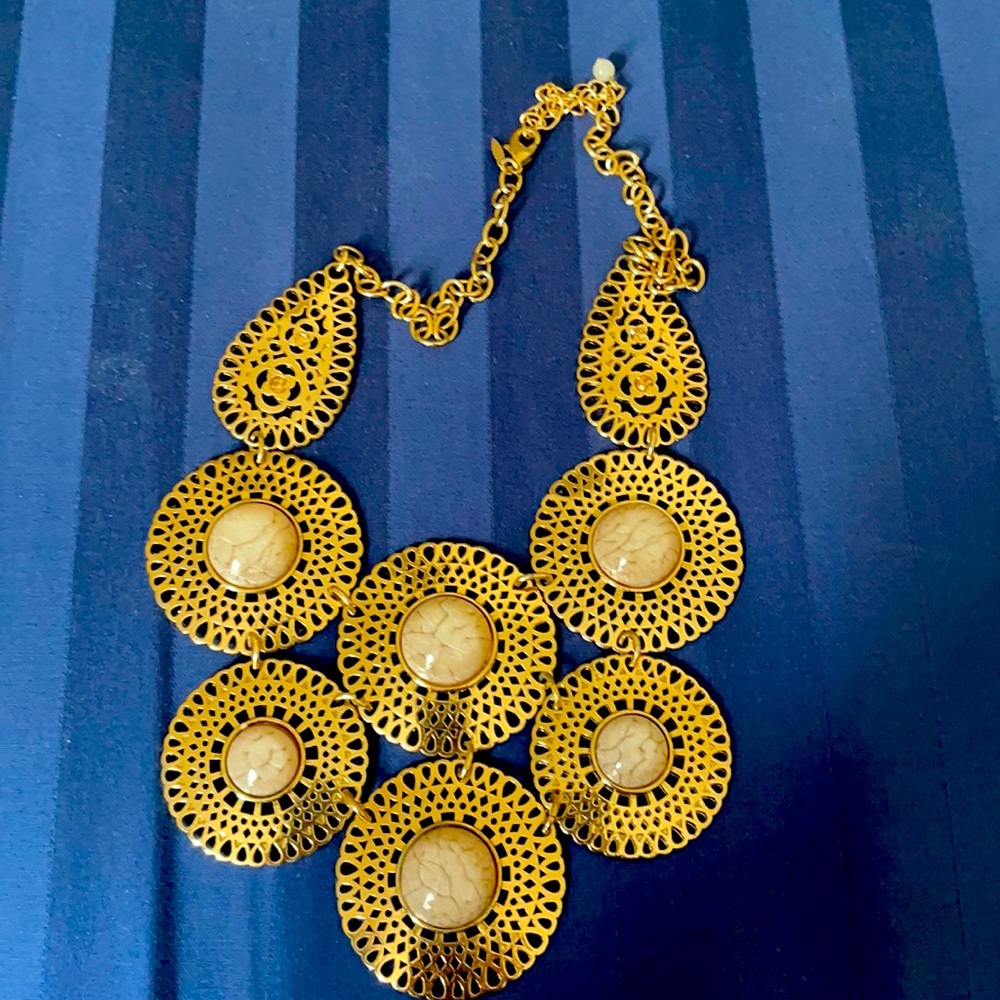 Avon brand gold necklace, with tan marble textured stones